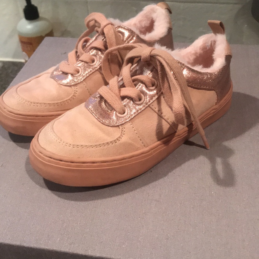 Girls GAP Pink Suede Sneakers
